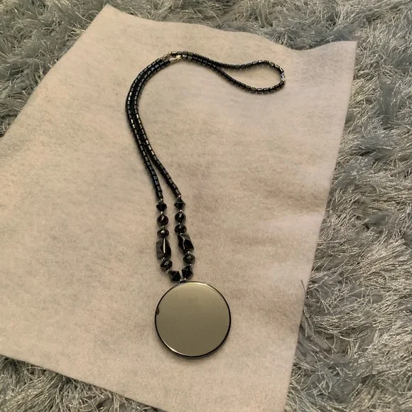 Men’s Stainless Steel Onyx Type Stone Lyon Face Necklace - Picture 5 of 5